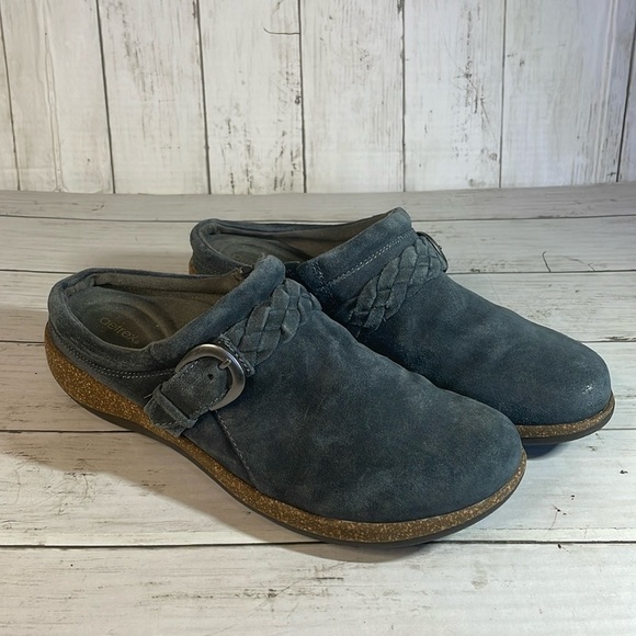 Aetrex Blue Suede LIbby Mule/Clog - Picture 1 of 11